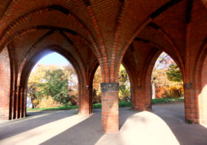 Wanderung in Potsdam - Verborgenes zwischen Burgen und Schlössern @ Potsdam Hauptbahnhof