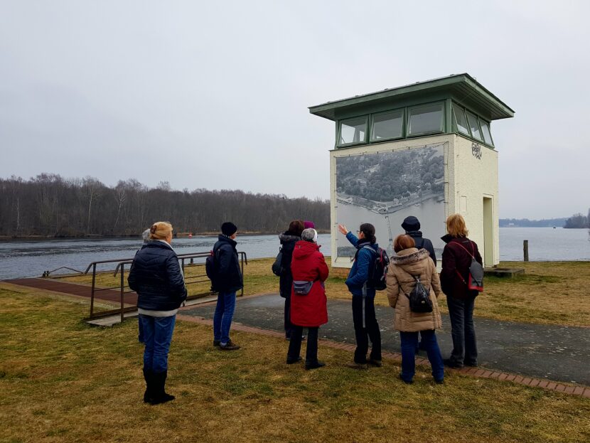 alter Grenzturm am Jungfernsee